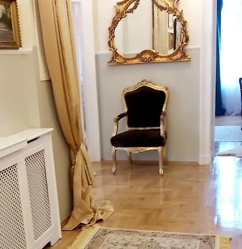 Asser - 110 M2 Komfortu 프스차이나