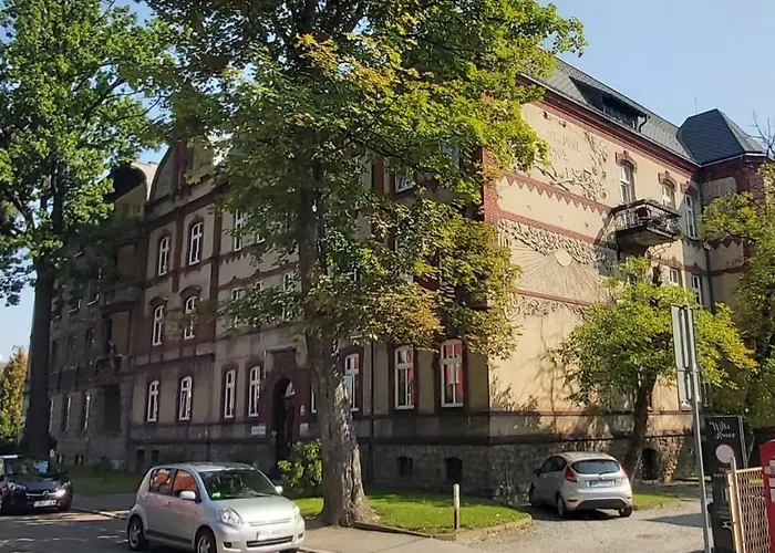 Asser - 110 M2 Komfortu 아파트 프스차이나